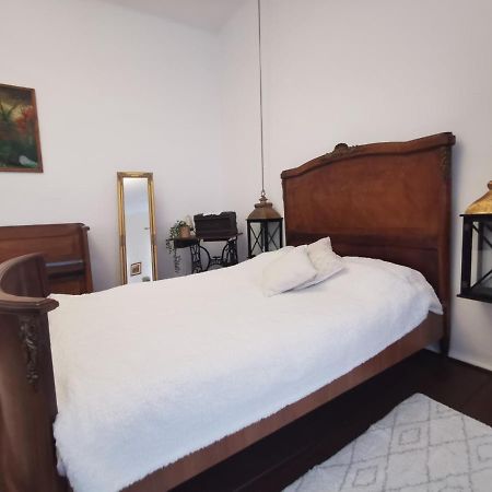Medieval Apartment Медиаш Экстерьер фото